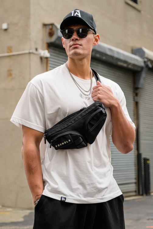 YoungLA män 750 mach 1 cross body väskor svart tillbehör 62TXL974